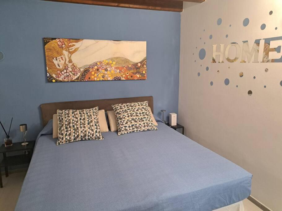 Turin-centric Con Terrazza Apartment
